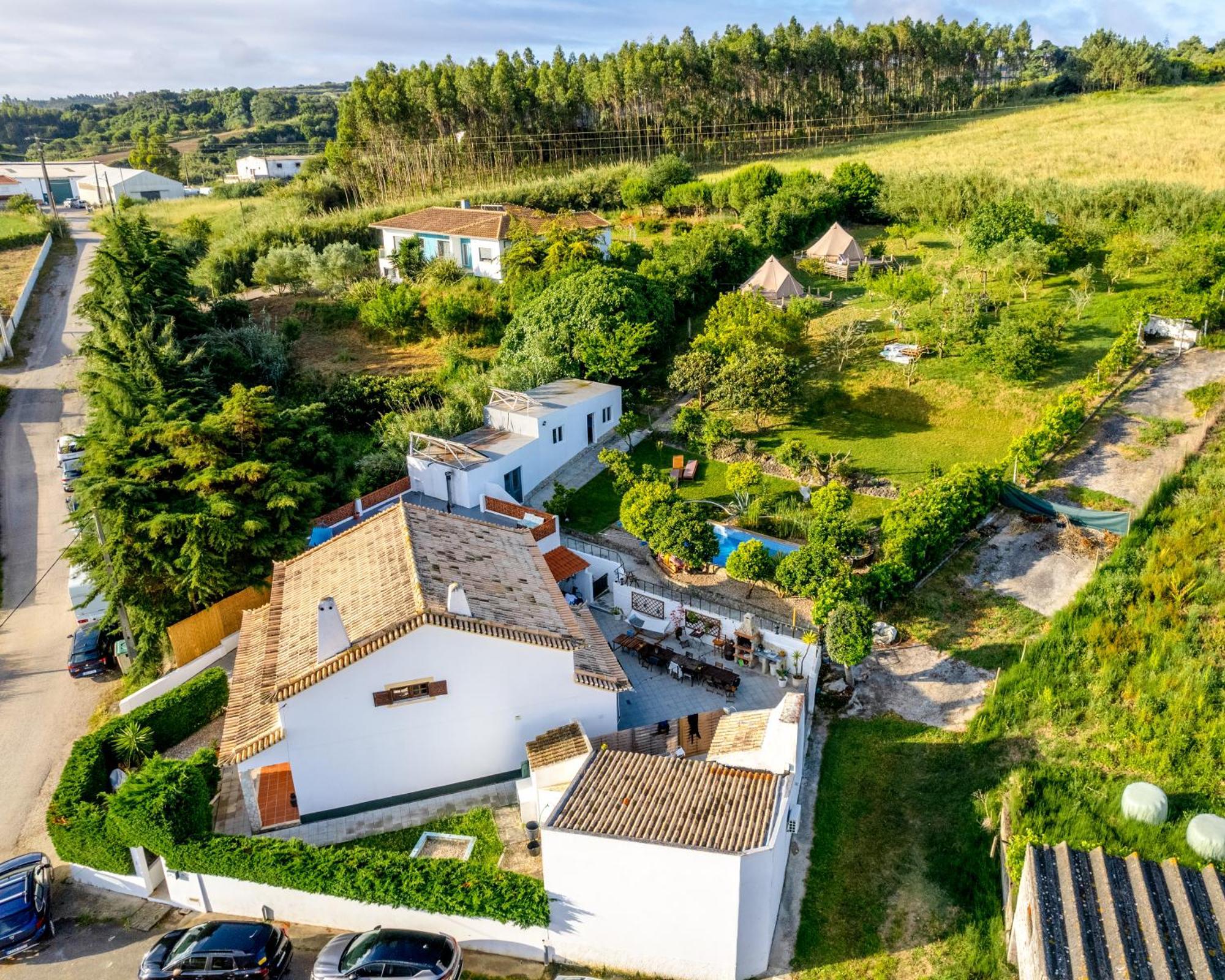 The Far End Surf House - Surf & Yoga Holidays Лорінян Екстер'єр фото